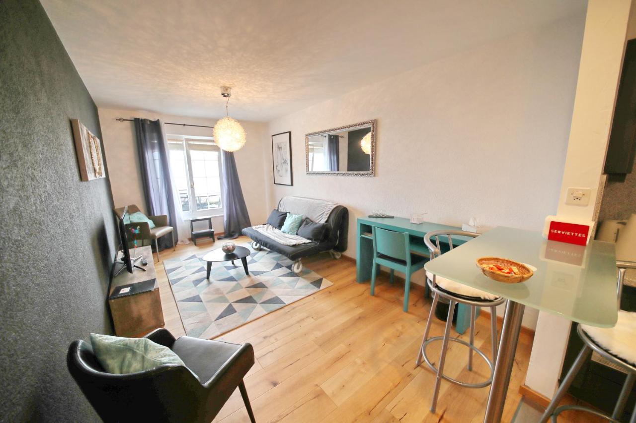 Corseaux Beach Rooms-Riviera Beach Apartments Vevey Bagian luar foto